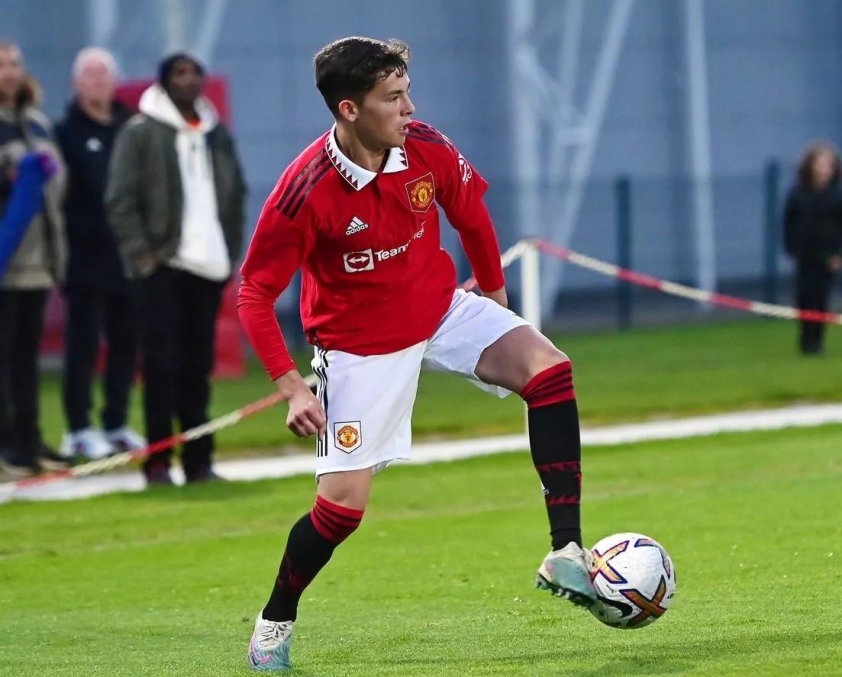 Shea Lacey và Bendito Mantato: Hai viên ngọc sáng chói của học viện Manchester United