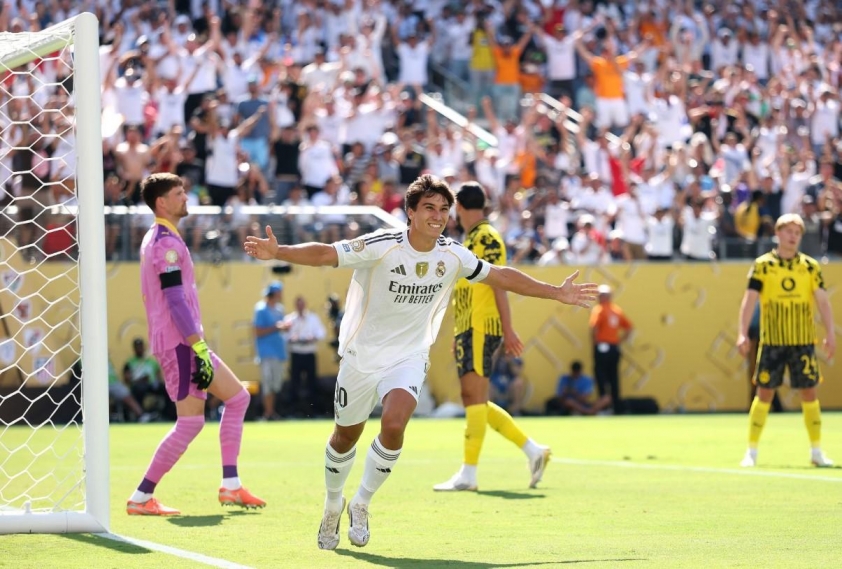 Gonzalo Garcia: Viên ngọc quý được Real Madrid giữ chân