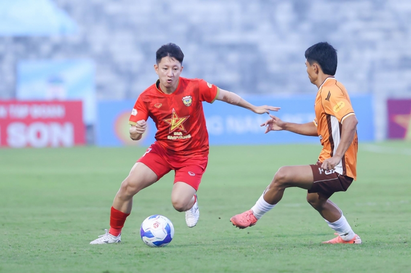 CAHN chính thức chiêu mộ tiền vệ trụ cột Trần Đình Tiến của Hồng Lĩnh Hà Tĩnh