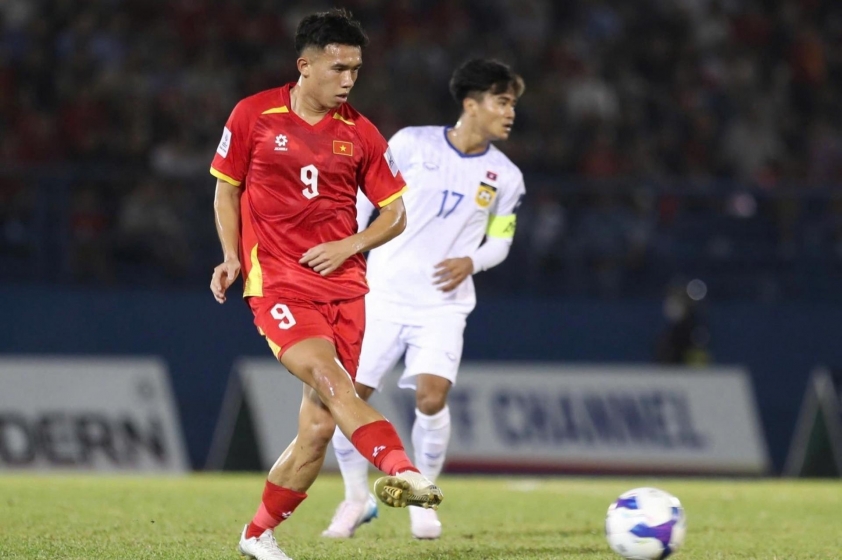 Võ Hoàng Minh Khoa và thương vụ chuyển nhượng gây sốt giữa CAHN và Bình Dương