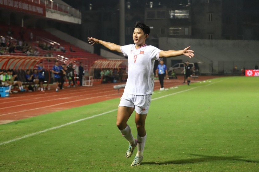 Đăng Dương: Từ nỗi buồn bị loại khỏi U23 Việt Nam đến cú đúp tại U21 Quốc gia