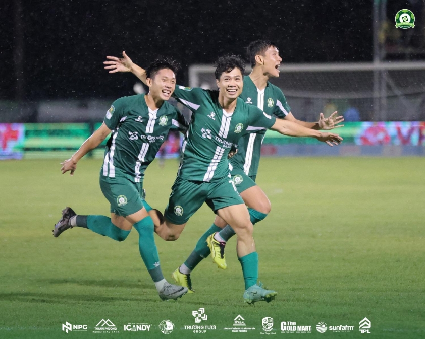 VFF đối mặt với quyết định khó khăn: V.League 2025/26 với 13 hay 14 đội?