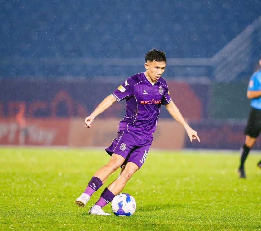 Võ Hoàng Minh Khoa chính thức chia tay Becamex Bình Dương, tương lai cập bến CAHN?