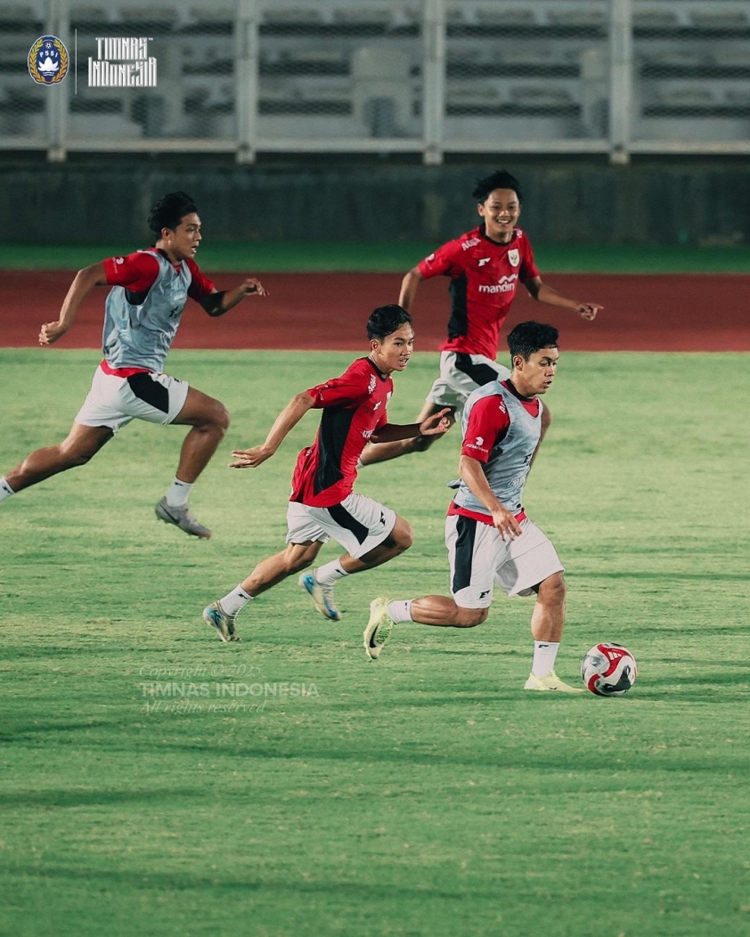 HLV Vanenburg loại 3 cầu thủ U23 Indonesia trước thềm U23 Đông Nam Á 2025