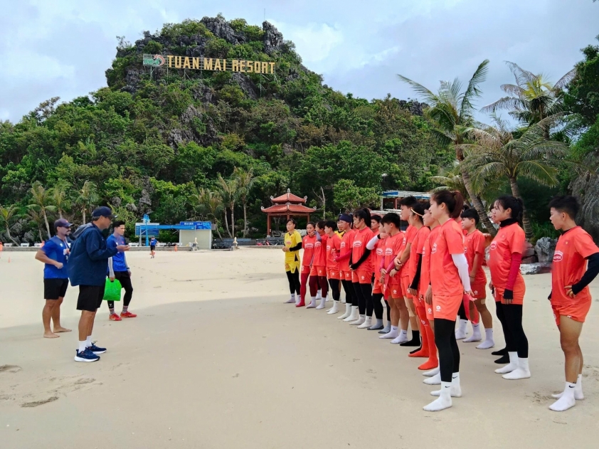 Đội tuyển nữ Việt Nam tích cực tập luyện tại Quảng Ninh, hướng đến ngôi vô địch AFF Cup 2025