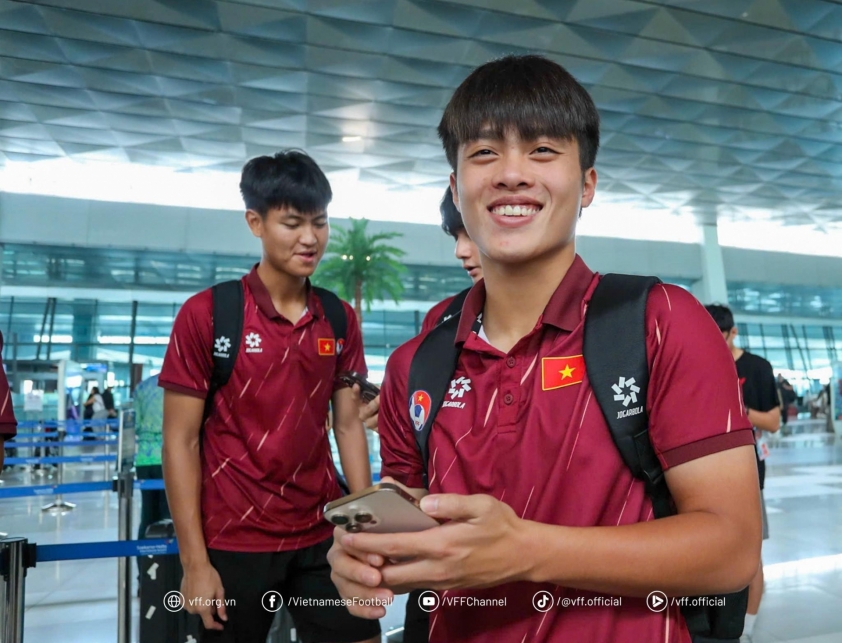 U23 Việt Nam Về Nước giữa Sự Chào Đón Hoành Tráng Sau Chiến Thắng Lịch Sử Tại U23 Đông Nam Á 2025
