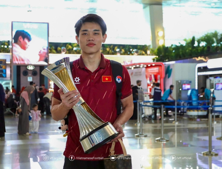 U23 Việt Nam Về Nước giữa Sự Chào Đón Hoành Tráng Sau Chiến Thắng Lịch Sử Tại U23 Đông Nam Á 2025