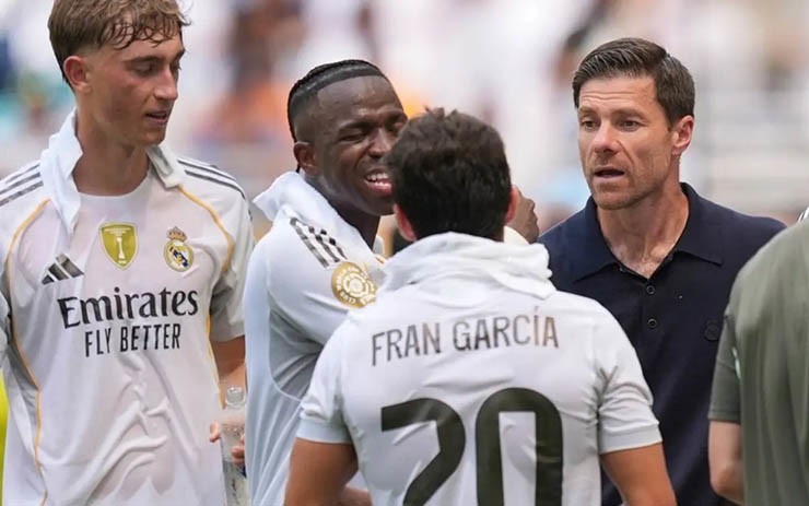 Xabi Alonso và Thử Thách Cải Tổ Real Madrid: Từ Thất Bại Ngàn Sao Đến Kỷ Nguyên Mới?