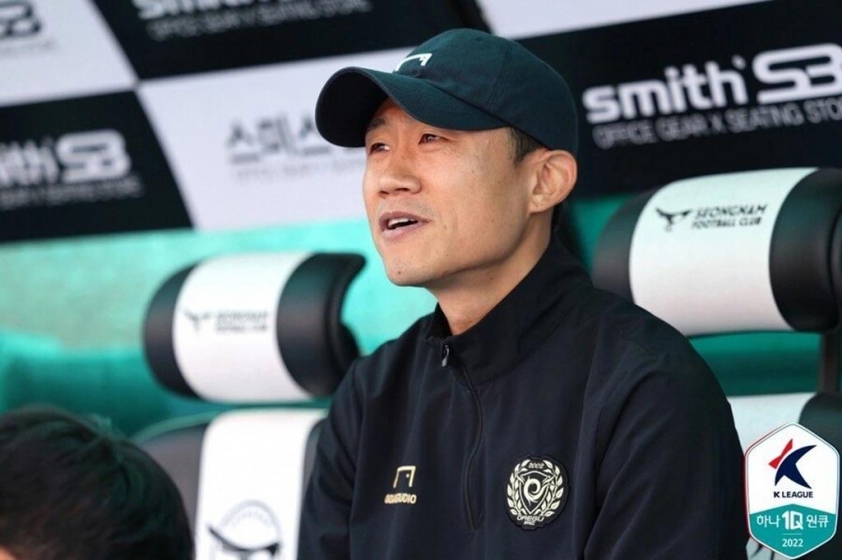 HLV Choi Won Kwon - Ngựa ô mới của V-League 2025/2026 cùng CLB Thanh Hóa?