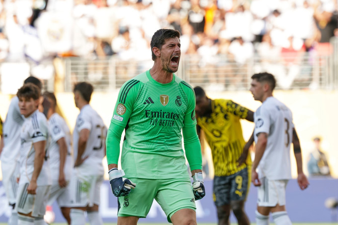 Thủ môn Courtois: Người hùng thầm lặng đưa Real Madrid vào bán kết FIFA Club World Cup 2025