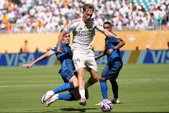 Dean Huijsen: Trung vệ Real Madrid với trái tim tiền vệ