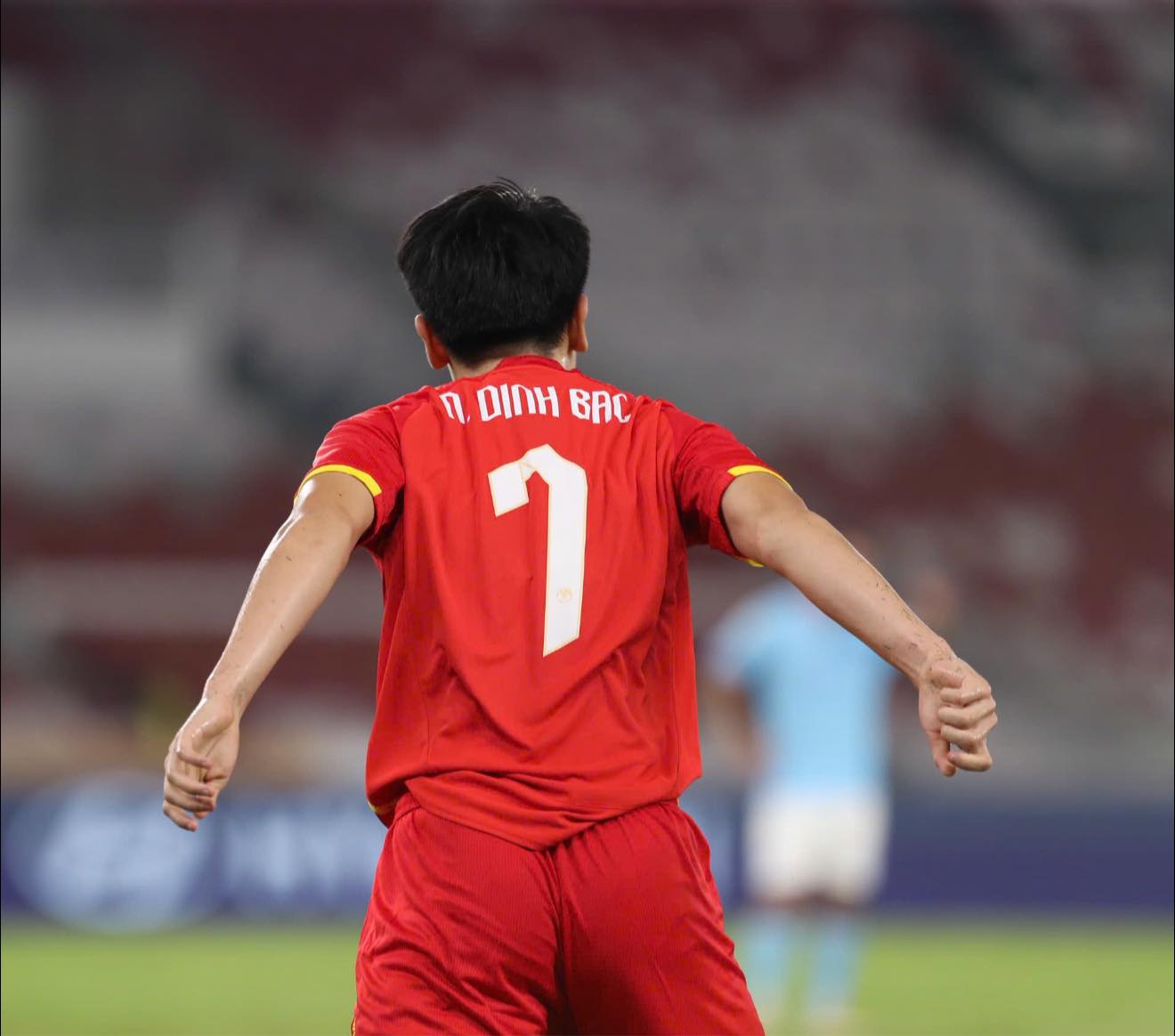 Nguyễn Đình Bắc: Huyền thoại đang được viết nên từ những giọt mồ hôi và nước mắt