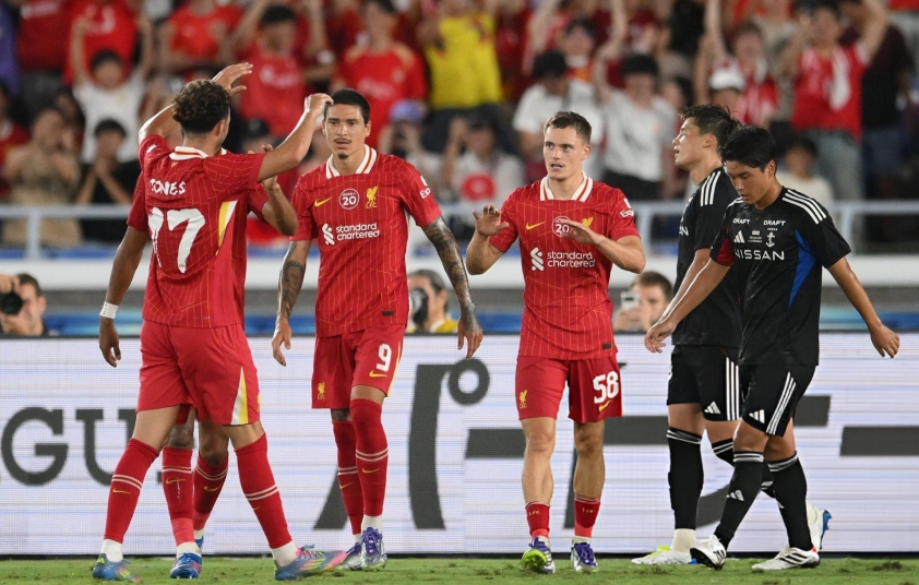 Liverpool ngược dòng đánh bại Yokohama Marinos nhờ màn tỏa sáng của các tân binh