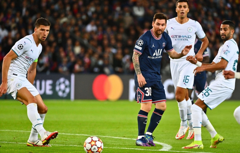 Mahrez cảnh báo Messi về thử thách ở Saudi League