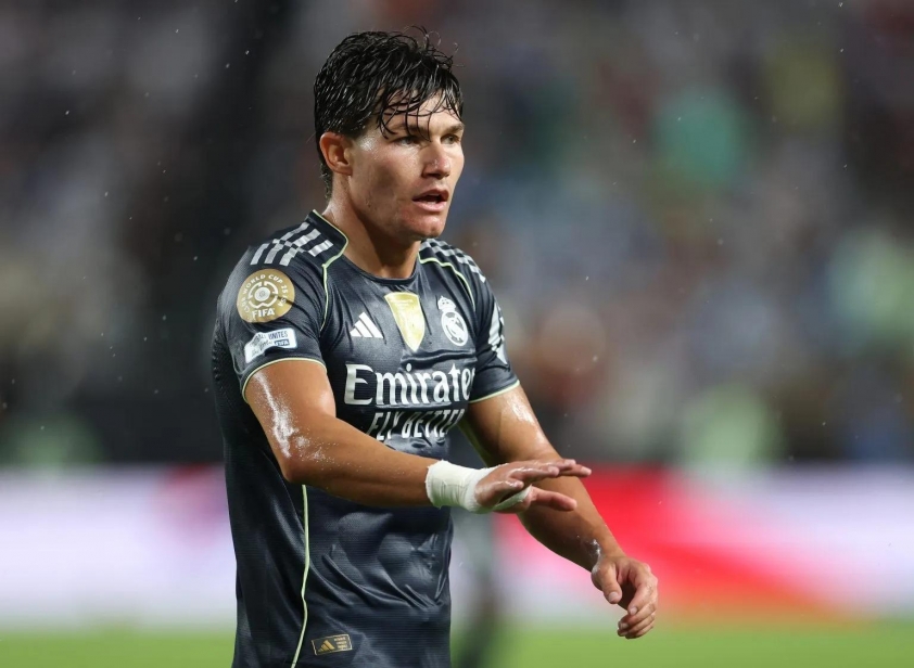 Fran Garcia: Từ chối AC Milan, quyết tâm chinh phục Real Madrid