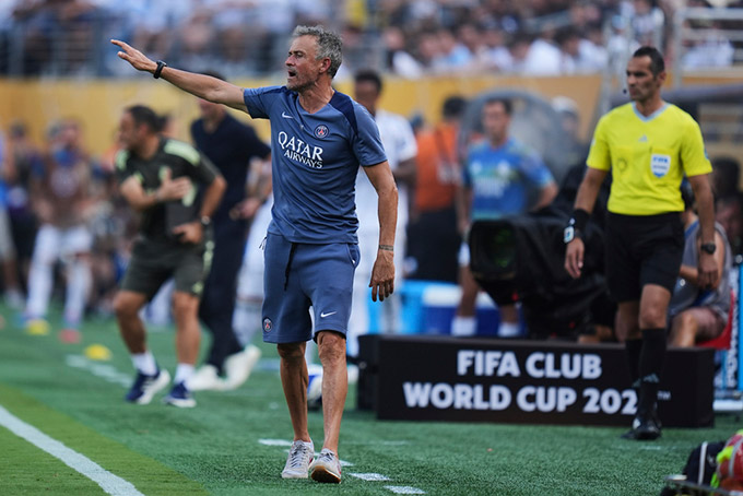 Bài học khắc nghiệt của Enrique dành cho Mbappe và thành công rực rỡ của PSG