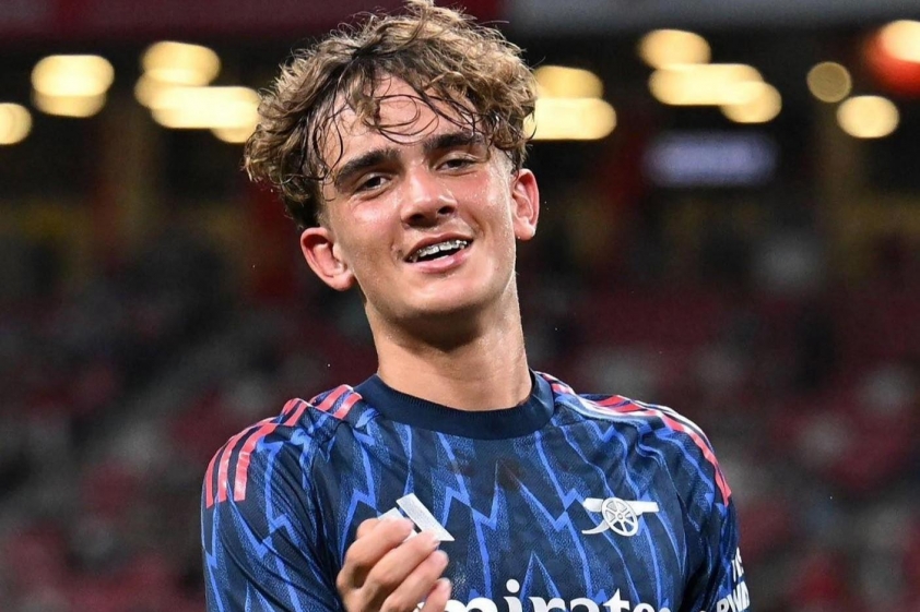 Thần đồng 15 tuổi Max Dowman tỏa sáng rực rỡ, mở ra tương lai tươi sáng cho Arsenal