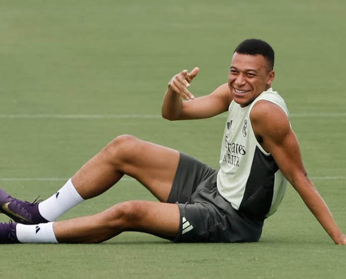 Siêu kinh điển Real Madrid vs Juventus: Mbappe trở lại, Modric chia tay?