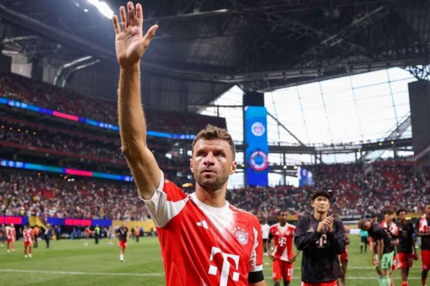 Chấn thương Musiala: Bayern Munich đối mặt bài toán khó, tương lai Müller vẫn bỏ ngỏ