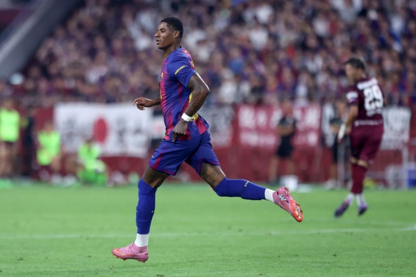Rashford ra mắt Barca: 33 phút tỏa sáng, nhưng sự cố phát sóng đáng tiếc