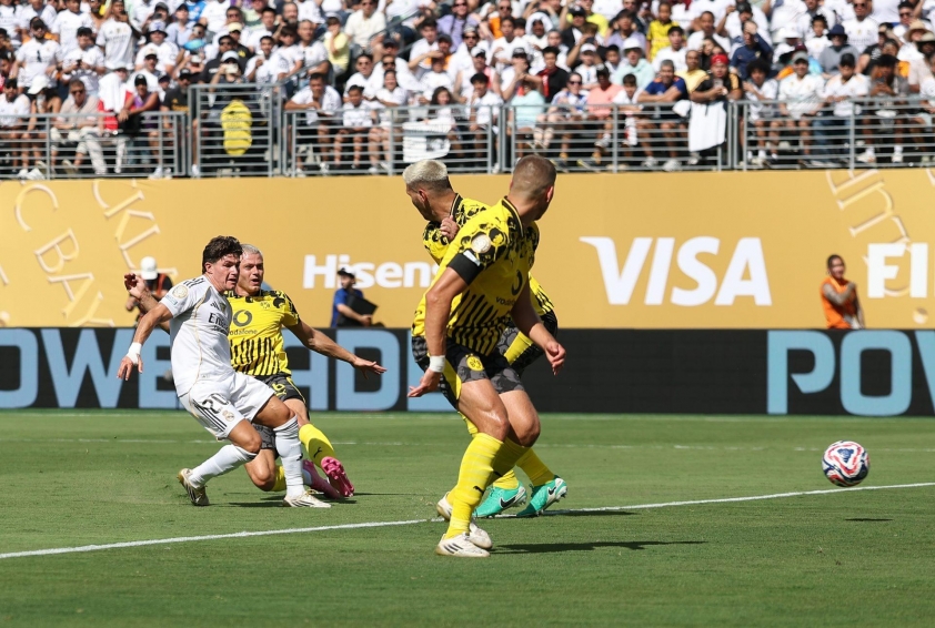 Fran Garcia: Từ chối AC Milan, quyết tâm chinh phục Real Madrid