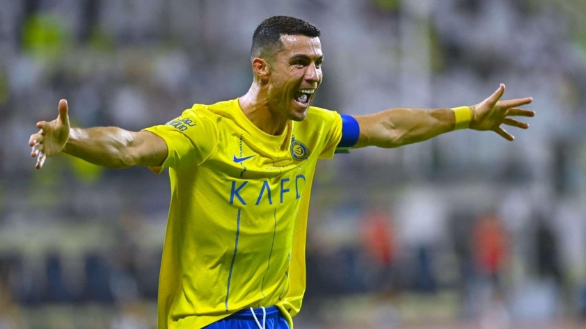 Siêu sao Cristiano Ronaldo trở lại Tây Ban Nha, hứa hẹn trận đấu hấp dẫn giữa Al-Nassr và Almeria