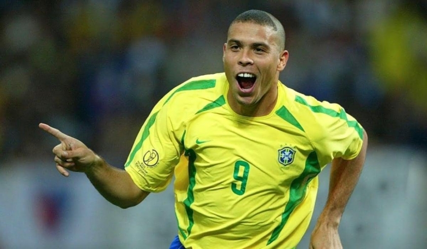 Cristiano Ronaldo vượt qua Messi, dẫn đầu bảng xếp hạng Quả bóng Vàng vĩ đại nhất lịch sử do người hâm mộ bình chọn