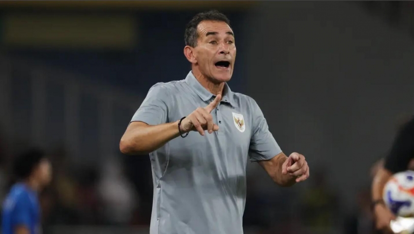 HLV Vanenburg sẽ không dẫn dắt U23 Indonesia tại SEA Games 2025