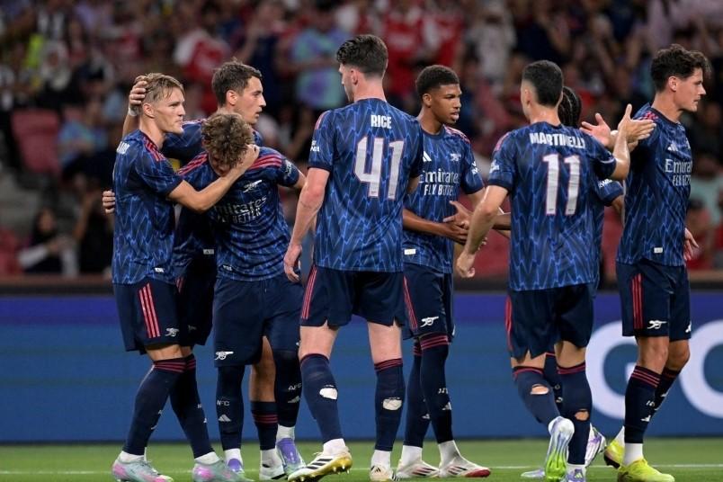 Thần đồng 15 tuổi Max Dowman tỏa sáng rực rỡ, mở ra tương lai tươi sáng cho Arsenal