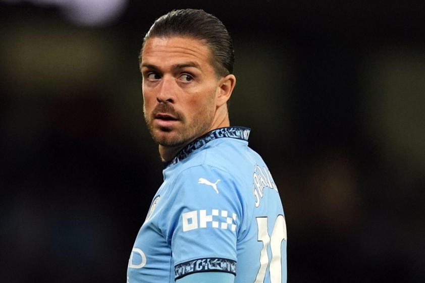 CĐV Man United lãnh án 3 năm cấm đến sân vì hành hung Jack Grealish