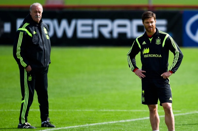 Huyền thoại Vicente del Bosque ủng hộ Xabi Alonso dẫn dắt Real Madrid