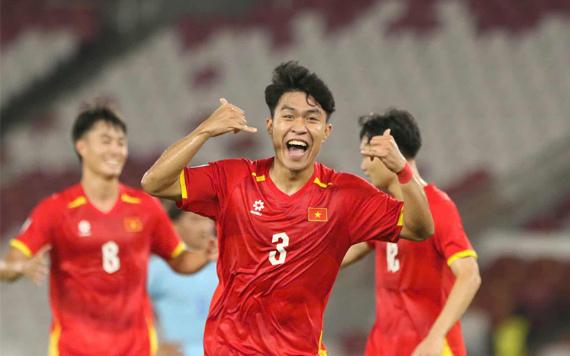 Chật vật thắng U23 Campuchia, U23 Việt Nam giành vé vào bán kết