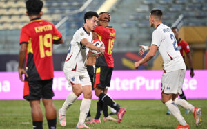 Thắng đậm 4-0, U23 Thái Lan gần như cầm chắc vé vào bán kết U23 Đông Nam Á