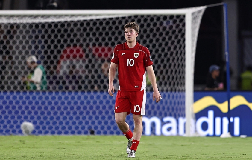 Tiền đạo Ole Romeny của Indonesia đối mặt nguy cơ nghỉ thi đấu vòng loại World Cup 2026