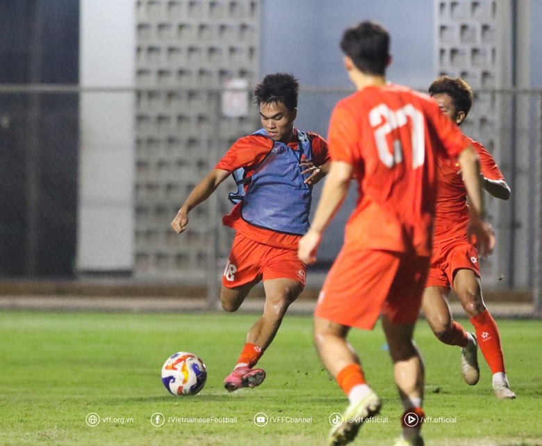 Công Phương: Tinh thần đồng đội và khát vọng chiến thắng của U23 Việt Nam
