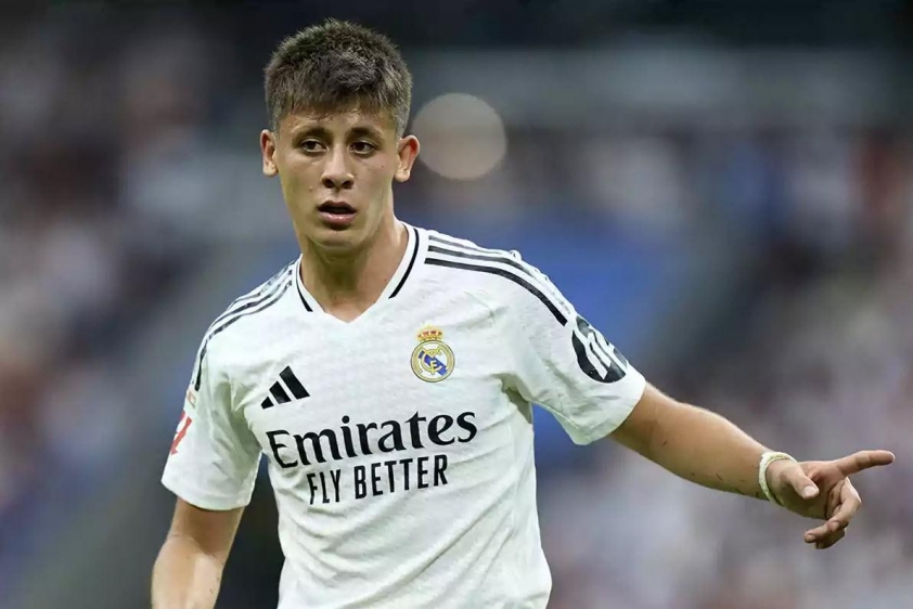 Kroos chỉ ra điểm yếu chí mạng của Real Madrid mùa trước và kỳ vọng vào HLV Alonso cùng tài năng trẻ Güler