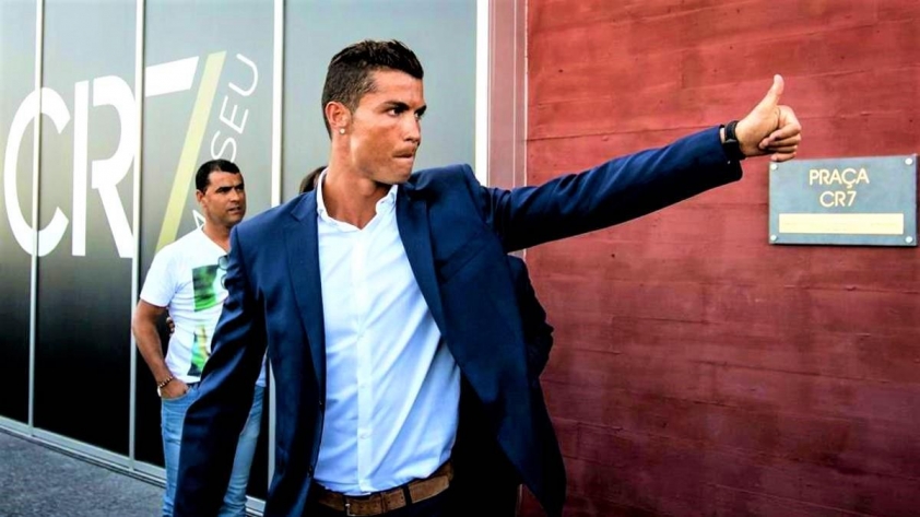 Cristiano Ronaldo: Bản thân là cầu thủ hoàn hảo nhất lịch sử