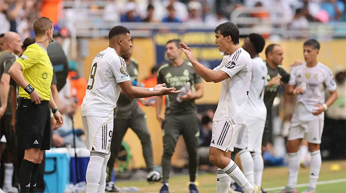 Real Madrid tiến vào tứ kết FIFA Club World Cup 2025, Juventus báo cáo khủng hoảng chấn thương