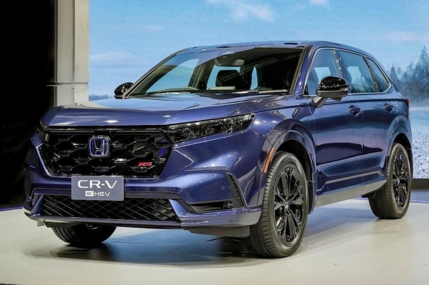 Honda CR-V e:HEV RS ưu đãi tháng 8