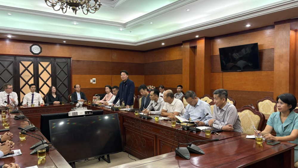 Hình ảnh buổi làm việc với ngành du lịch