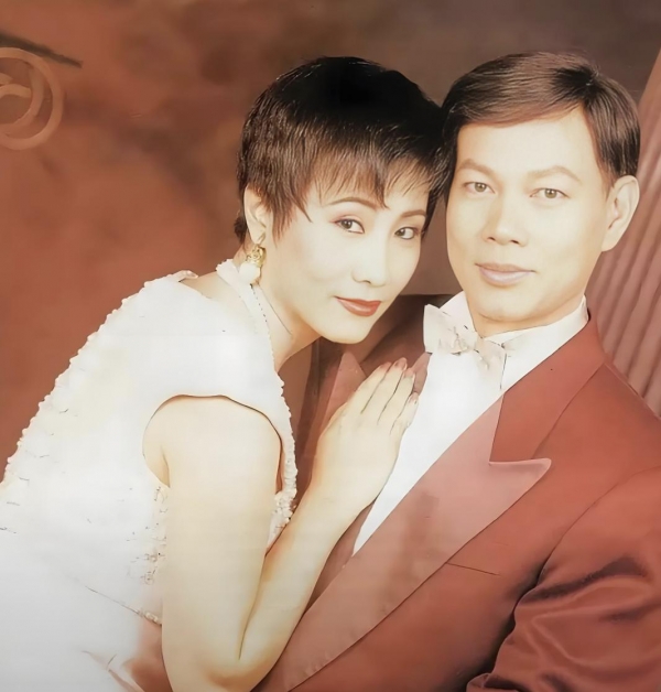 Ảnh thời trẻ của cặp đôi nghệ sĩ Hoa ngữ.