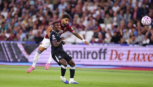 Moises Caicedo thi đấu nổi bật trong trận đấu Chelsea vs West Ham