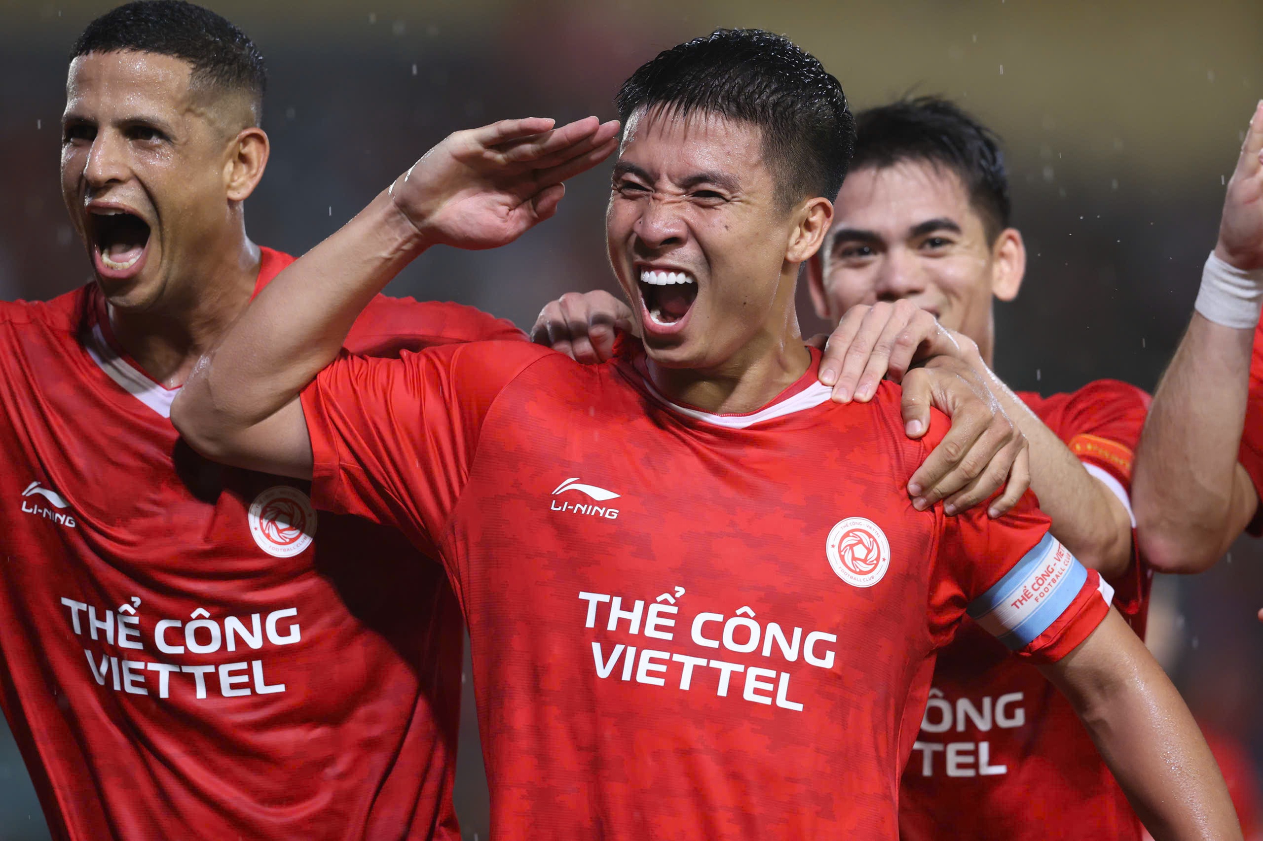 Ngoại binh áp đảo, bàn thắng của nội binh ngày càng hiếm ở V-League - Ảnh 4.