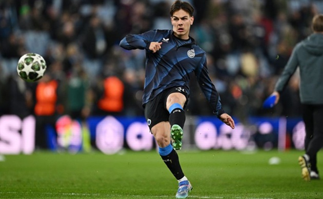 Jashari trên đường đến AC Milan
