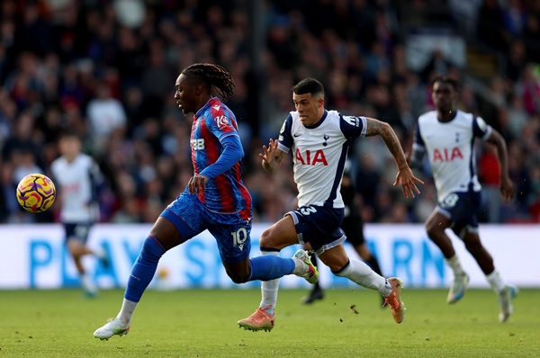 Eberechi Eze gia nhập Arsenal