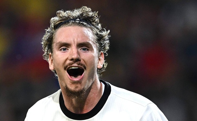 Woltemade chuẩn bị gia nhập Newcastle Woltemade chuẩn bị gia nhập Newcastle