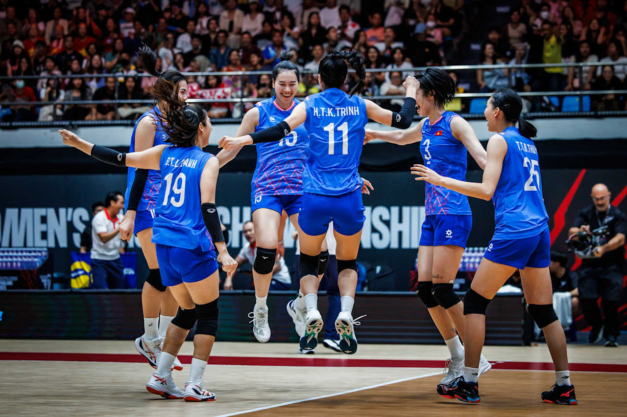 Thi đấu kiên cường, tuyển Việt Nam tạo điểm nhấn bất ngờ trước đội bóng top 3 thế giới - Ảnh 1.