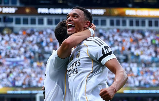 Trent Alexander-Arnold được đưa về sớm để đá Club World Cup.