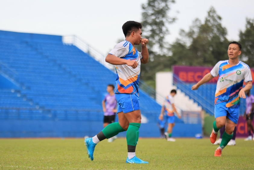 Hình ảnh ghi bàn của Hồ Thanh Minh