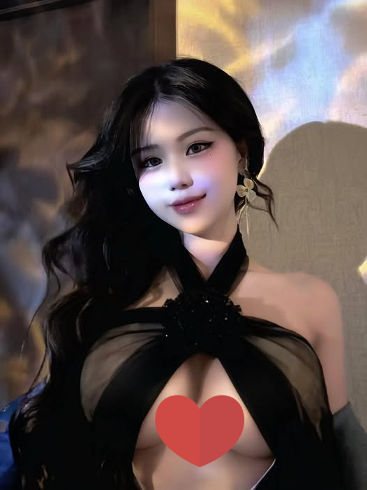 Hình ảnh nữ streamer